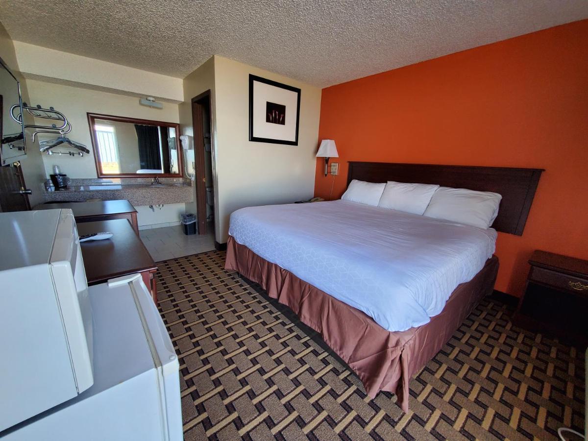 Relax Inn Henryetta 外观 照片