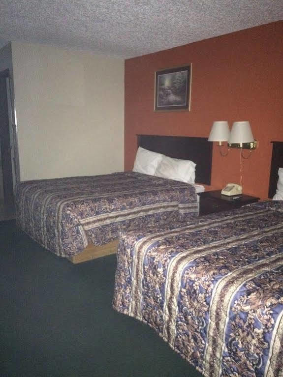 Relax Inn Henryetta 外观 照片